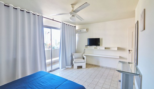 Condo, 1 Bedroom, Smoking, Balcony