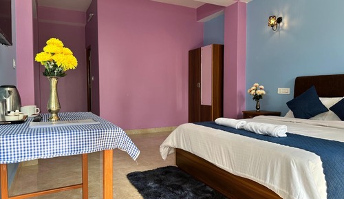 Deluxe Double or Twin Room, Balcony, Mountain View