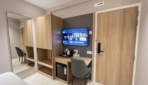 Deluxe Double Room, City View