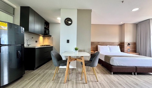 Deluxe Studio, 1 Bedroom, City View