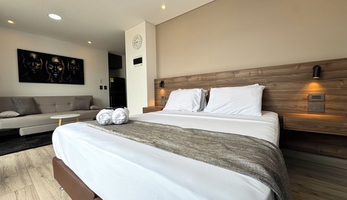 Deluxe Studio, 1 Bedroom, Balcony, City View