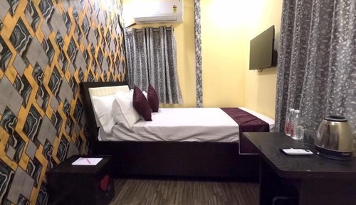 Deluxe Double Room, City View