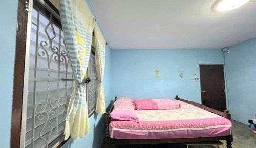 House, 1 Bedroom