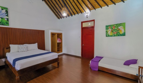 Family Room (1 Double bed & 2 Single bed) with pool view