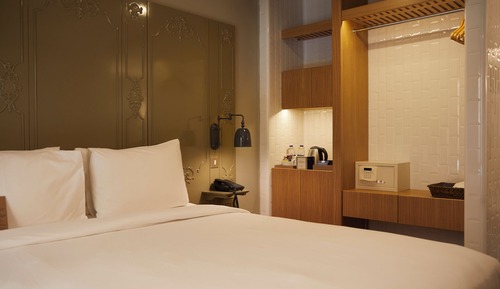 Family Double or Twin Room