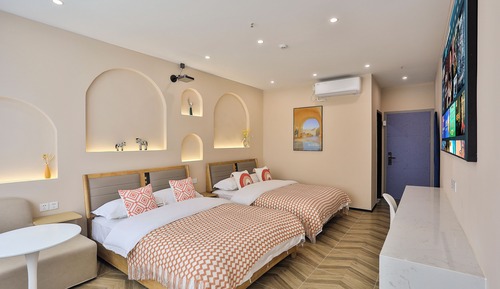Comfort Twin Room
