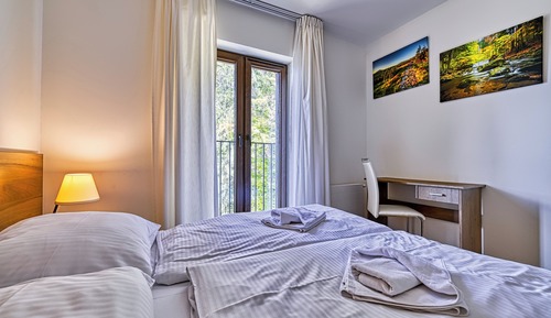 Apartment (241)