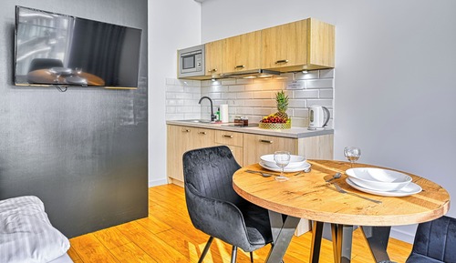 Apartment (264)
