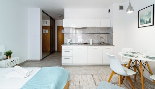 Apartment (225)
