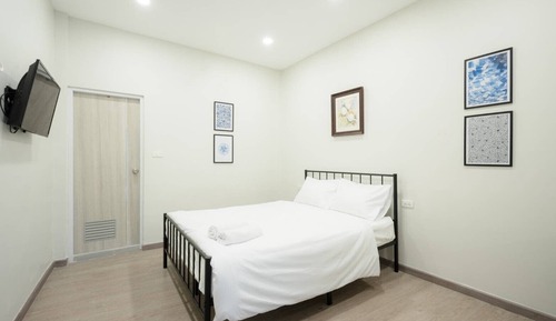 Basic Double Room