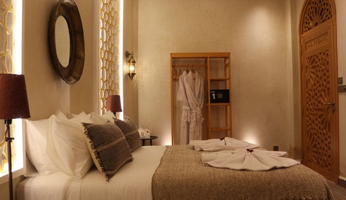 Deluxe Double or Twin Room, Courtyard View