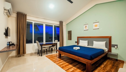 Deluxe Double Room, Garden View