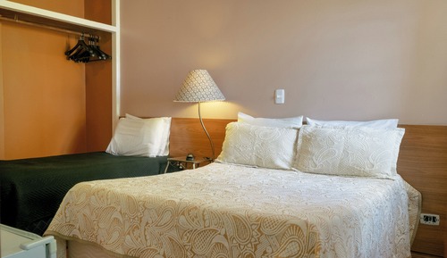 Economy Triple Room