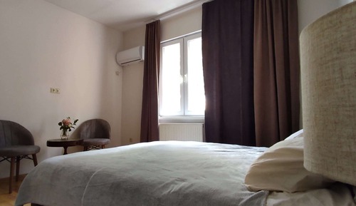 Classic Double Room, City View