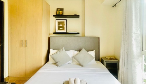 Family Studio, 1 Queen Bed with Sofa bed, Balcony, City View