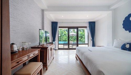 Deluxe Double Room, Pool Access