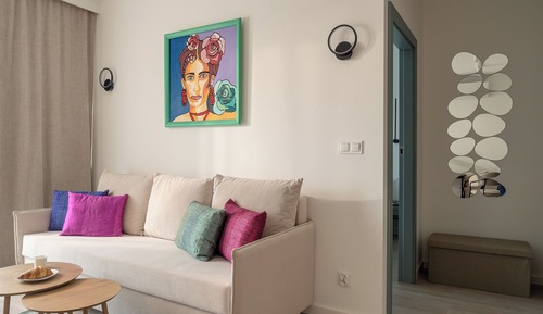 Deluxe Apartment
