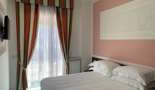 Standard Double or Twin Room, Balcony