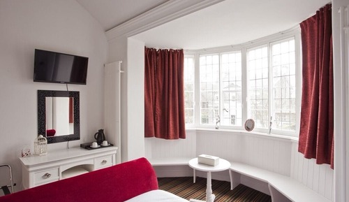 Double Room, Ensuite (No 6)