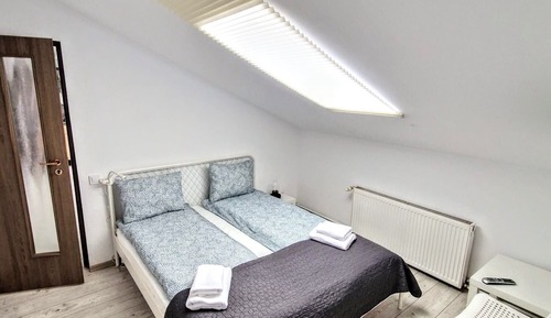 Economy Suite