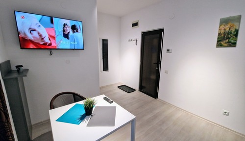 Junior Studio