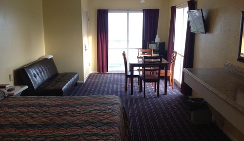 Room, 1 King Bed, Beach View