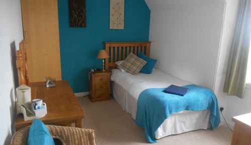 Single Room, Ensuite (Small single)