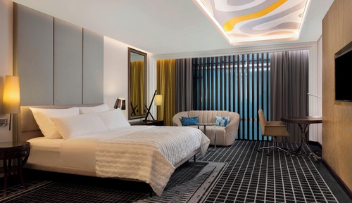 Club Room, 1 King Bed