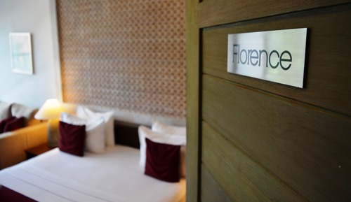 Junior Suite, 1 King Bed, City View