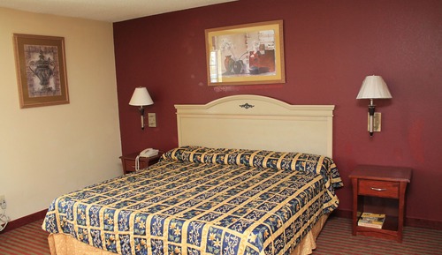 Superior Room, 1 King Bed, Refrigerator & Microwave