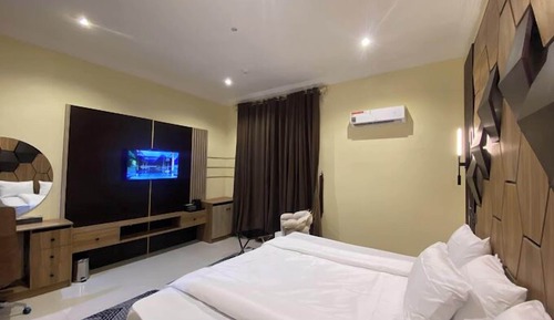 Deluxe Room, Balcony, City View