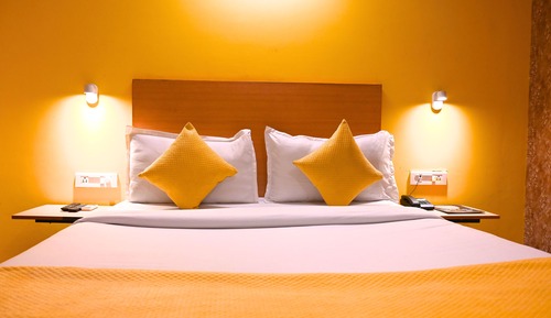Deluxe Room, 1 Queen Bed