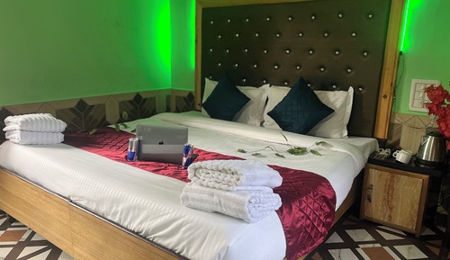 Premier Room