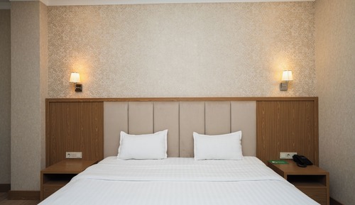 Standard Double Room, City View