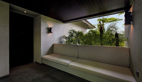 One Bedroom Deluxe Valley Suite