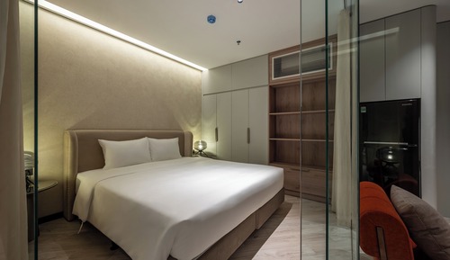 Executive Apartment, Lake View