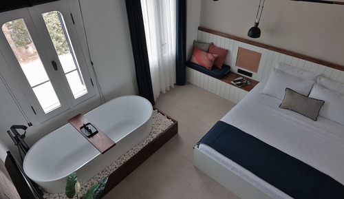 Luxury Room