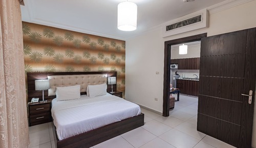 Deluxe Apartment