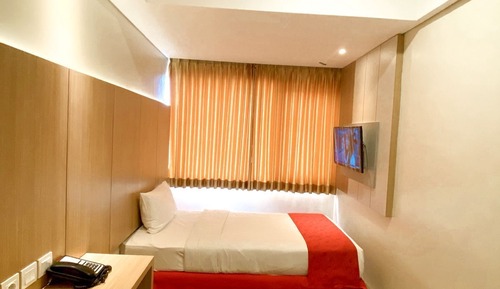 Single Room, Non Smoking, City View