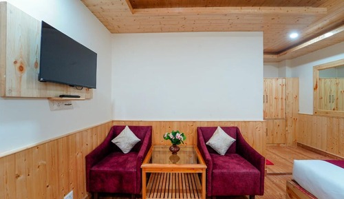 Deluxe Double Room, Balcony, Mountain View