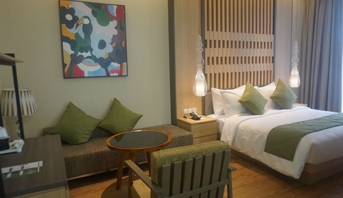 Suite, 1 King Bed, Non Smoking