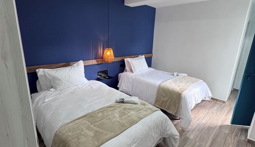 Comfort Quadruple Room, Mountain View