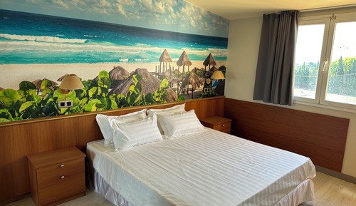 Superior Quadruple Room, Balcony