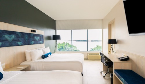Premium Room, 2 Queen Beds (River Front)