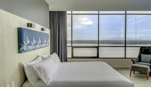 Premium Room, 1 King Bed (River Front)