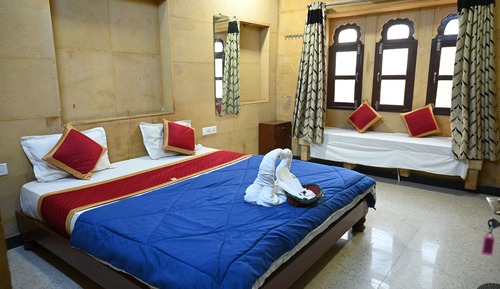 Comfort Room, Balcony, City View