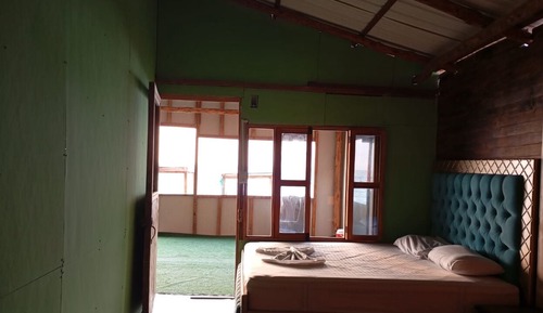 Comfort Quadruple Room, Beach View