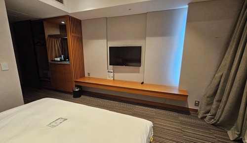 Standard Double Room, 1 Queen Bed, Non Smoking, Microwave