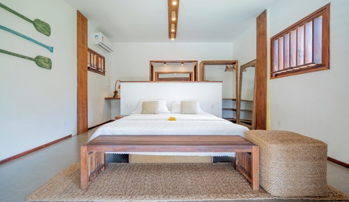 Classic Double Room, Partial Sea View