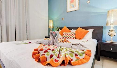 Superior Apartment, Balcony, Partial Sea View